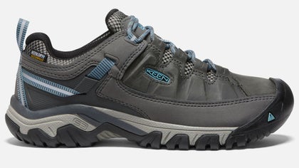 Keen Targhee III walking shoes in dark grey with pastel blue accents